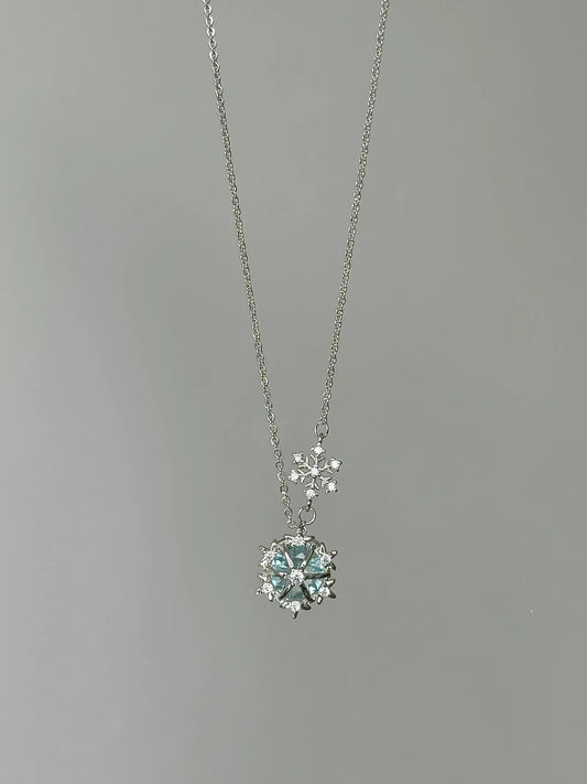 "Winter Melody" Snowflake Diamond Necklace - Minimalist Elegance, Delicate Luxury, Cool Romance - SNSEASY