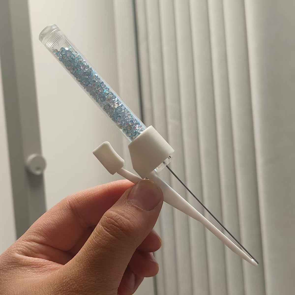 Cute Liquid Glitter Bead Pen – For 2.6mm Mini Fuse Beads