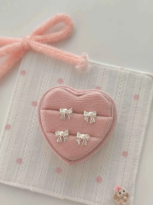 "Venus' Gift" 999 Pure Silver Hollow Bowknot Pearl Stud Earrings - Elegant, Refined, and Unique