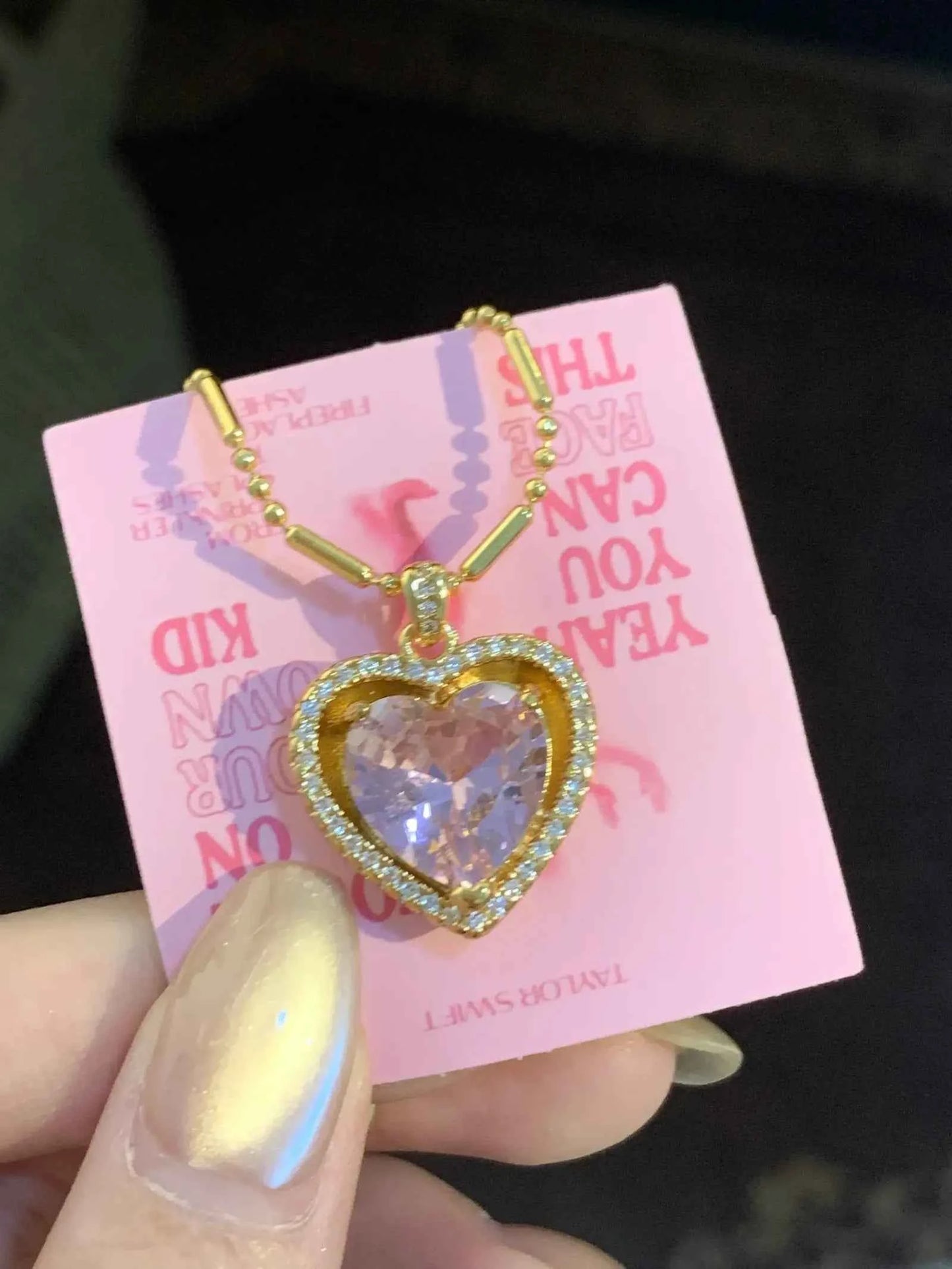 "Dreamy Heart Sparkle" 18K Gold Necklace with Zircon - Vintage, Romantic, and Luxurious