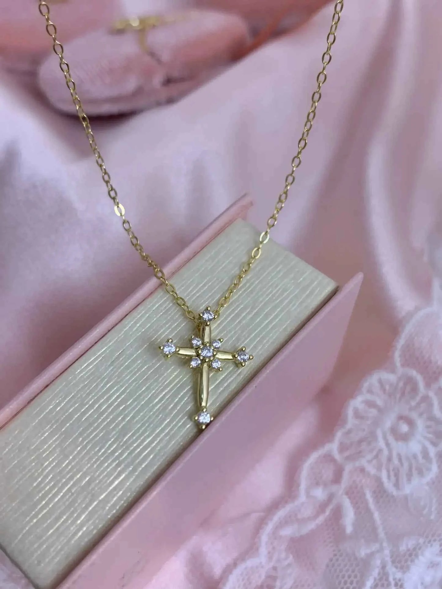 "Sparkling Faith" 925 Sterling Silver Mini Cross Necklace with Zircon - Elegant, Delicate, and Timeless