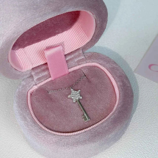 "Star Key" 925 Sterling Silver Necklace - Perfect Gift for Best Friends