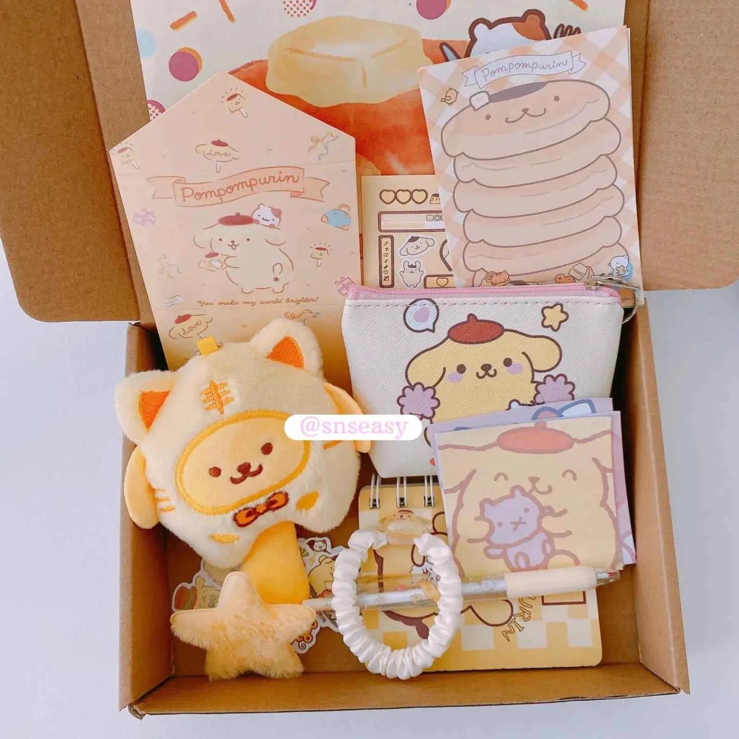 Sanrio Plush Charm Gift Box - 7 Pcs - SNSEASY