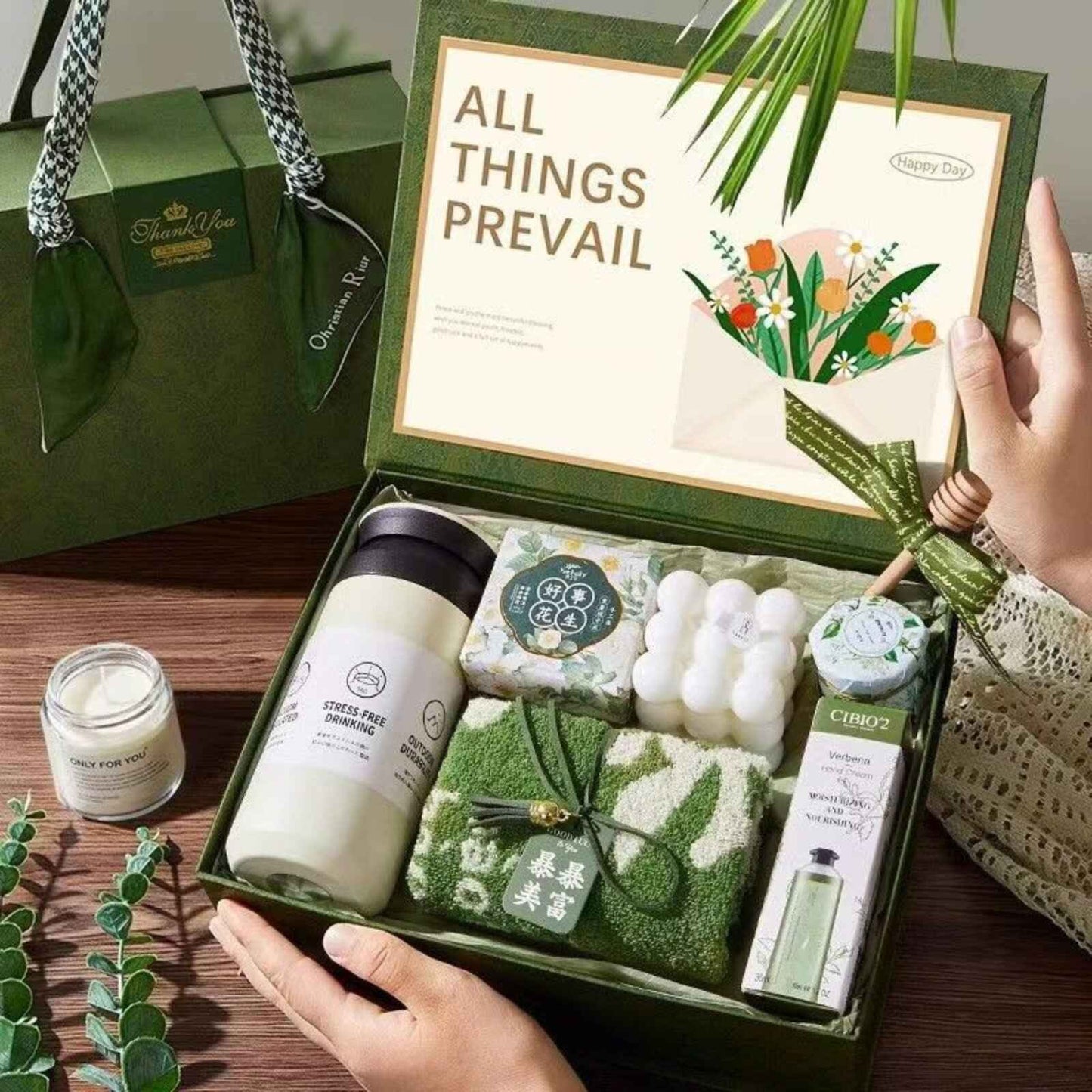 Matcha Green Gift Box: A Perfect Present for Every Special Moment