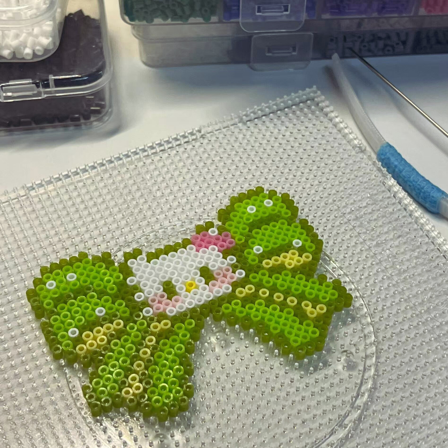 Cat with Bow Finished Design Fuse Perler Bead, Hello Kitty Keychain – Handmade 1pc