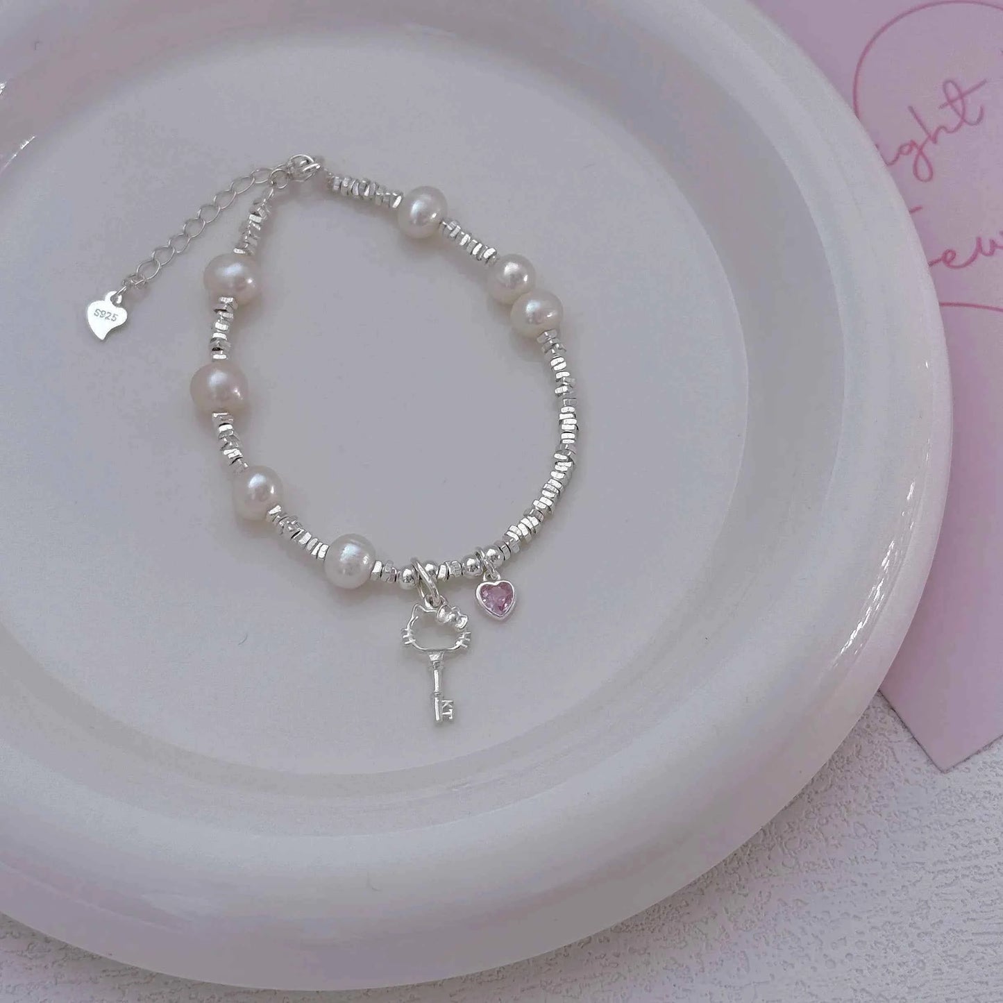 "Kitty Key" 925 Sterling Silver Bracelet with Natural Pearl - Playful and Elegant