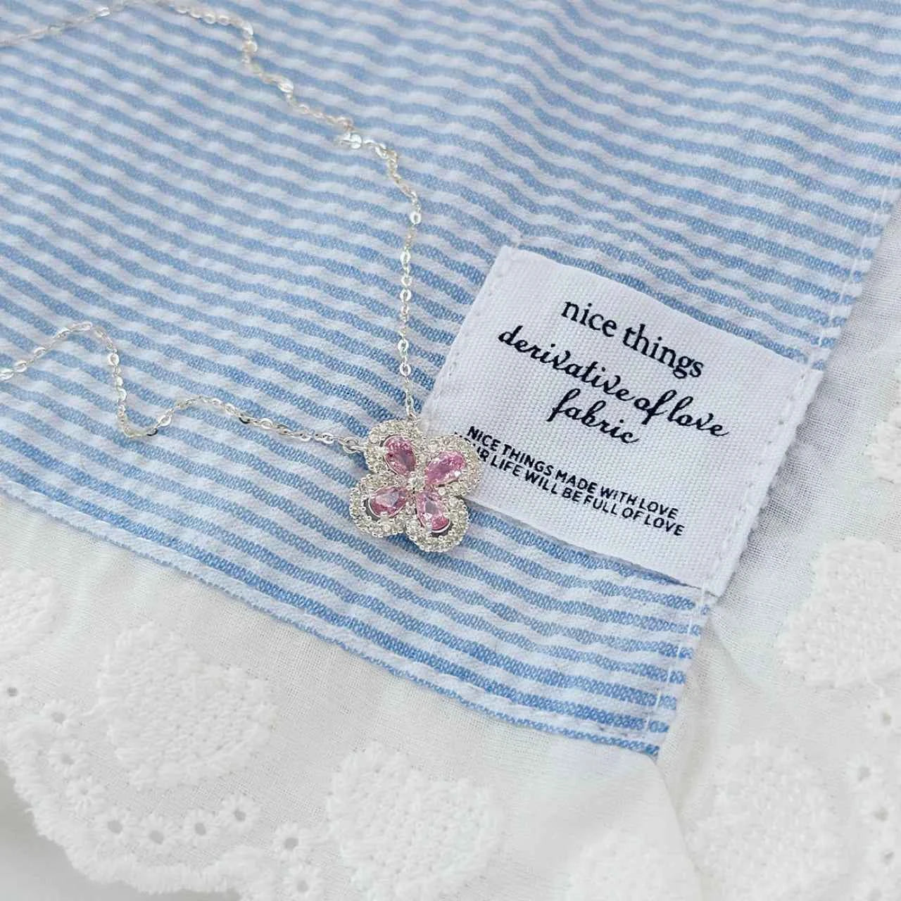 "Lucky Clover Tale" 925 Sterling Silver Necklace with 5A Zircon – Sweet, Sparkling & Fortunate (Copy)