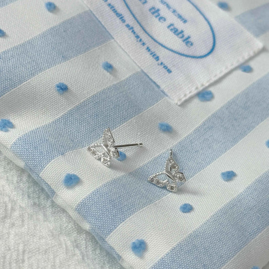 "Radiant Butterfly" 999 Pure Silver Openwork Zircon Butterfly Stud Earrings - Unique and Sparkling (Copy)