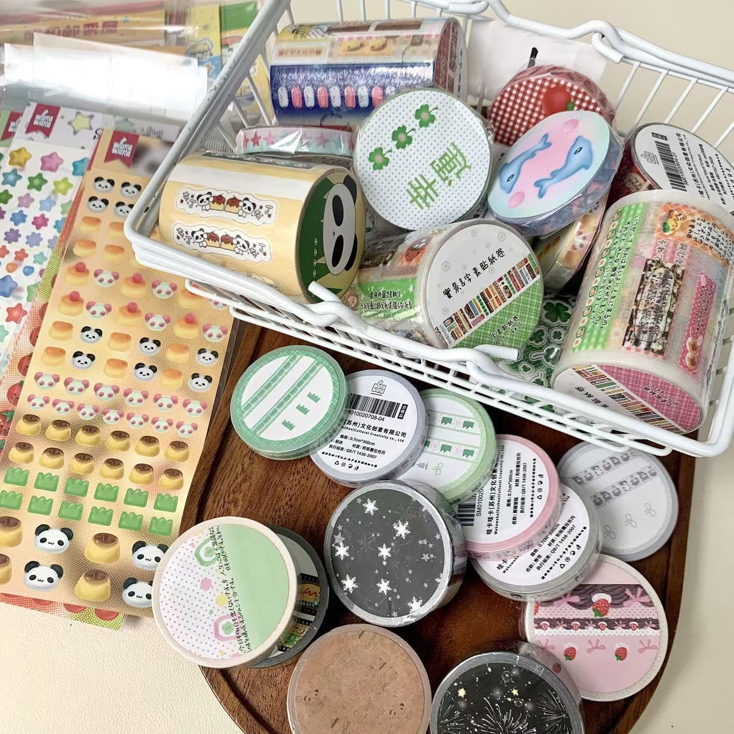 Retro Japanese Stationery Mystery Box – 20 Pieces of Vintage-Inspired Tapes, Stickers & Memo Pads