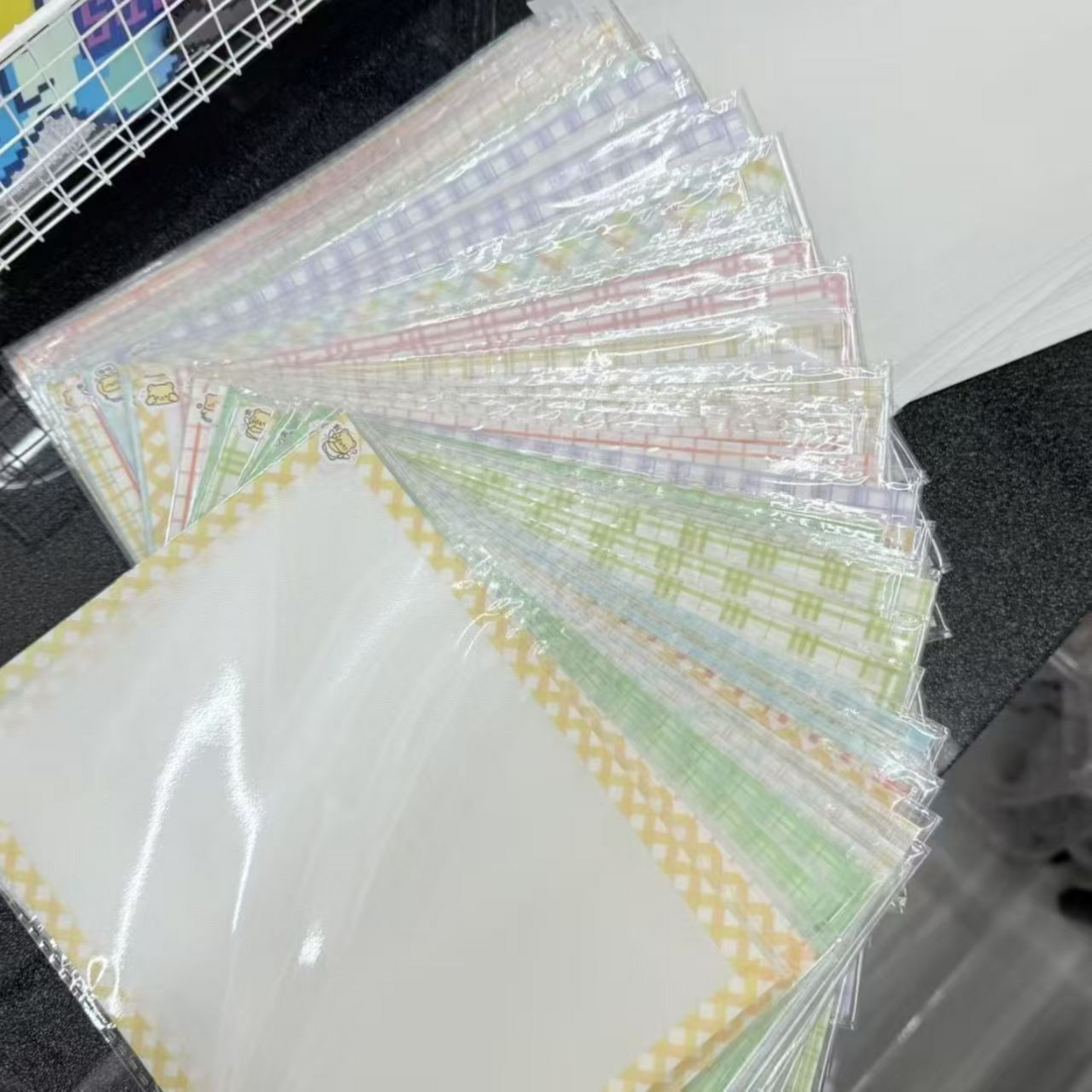 Reusable Baking Cloth for Fuse Beads – Heat-Resistant Ironing Sheet with Trimmed Edges (Random Border Color)