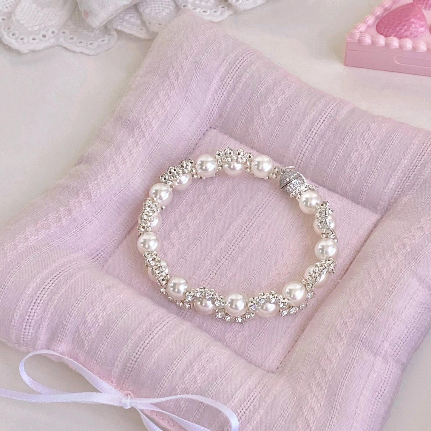 Galaxy Sparkle Pearl Bracelet – Swarovski Pearls with Magnetic Clasp