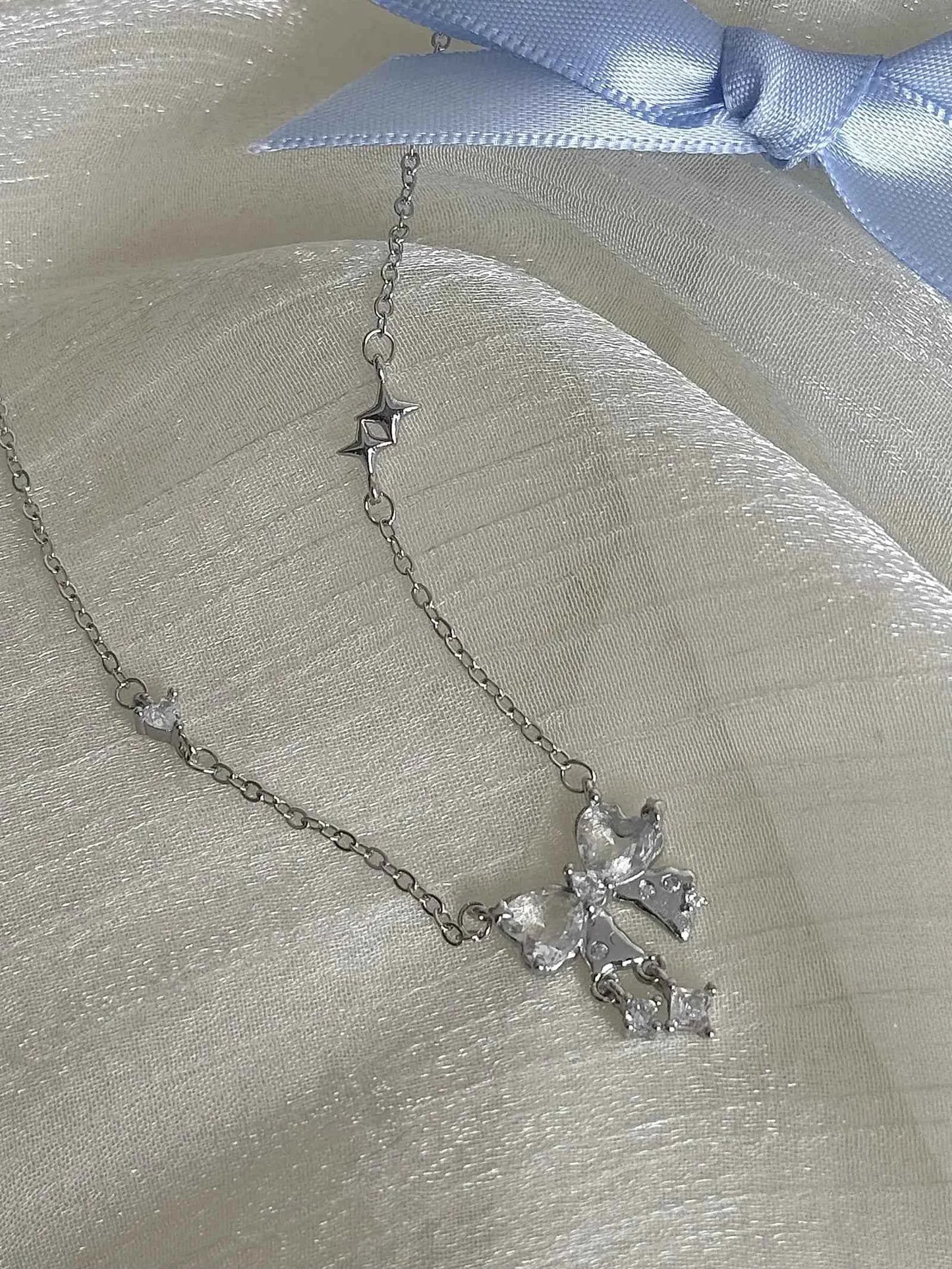 "Seven Sweetness" Bowknot Pendant 925 Silver Necklace - Sweet, Gentle, Charming, Unique Design