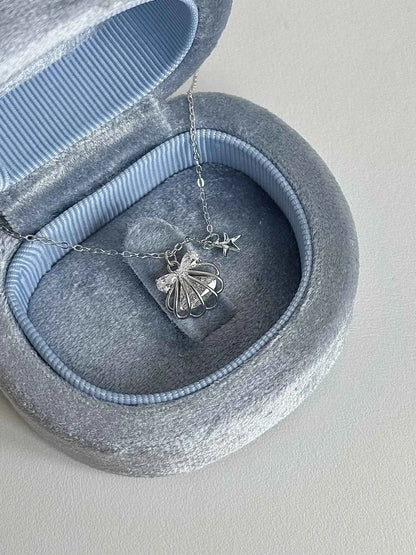 "Silken Star Kiss" 925 Sterling Silver White Gold-Plated Shell Necklace - Delicate, Elegant, and Sparkling