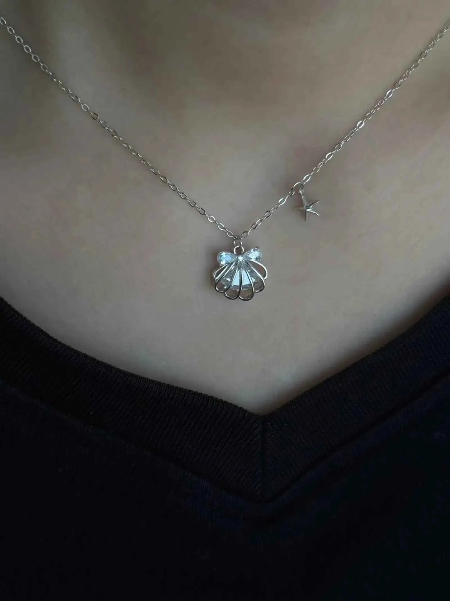 "Silken Star Kiss" 925 Sterling Silver White Gold-Plated Shell Necklace - Delicate, Elegant, and Sparkling