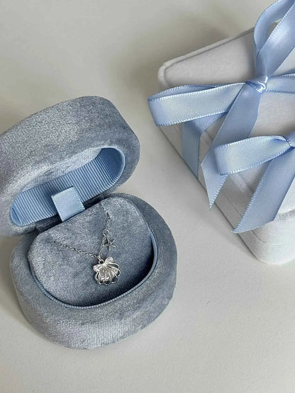 "Silken Star Kiss" 925 Sterling Silver White Gold-Plated Shell Necklace - Delicate, Elegant, and Sparkling