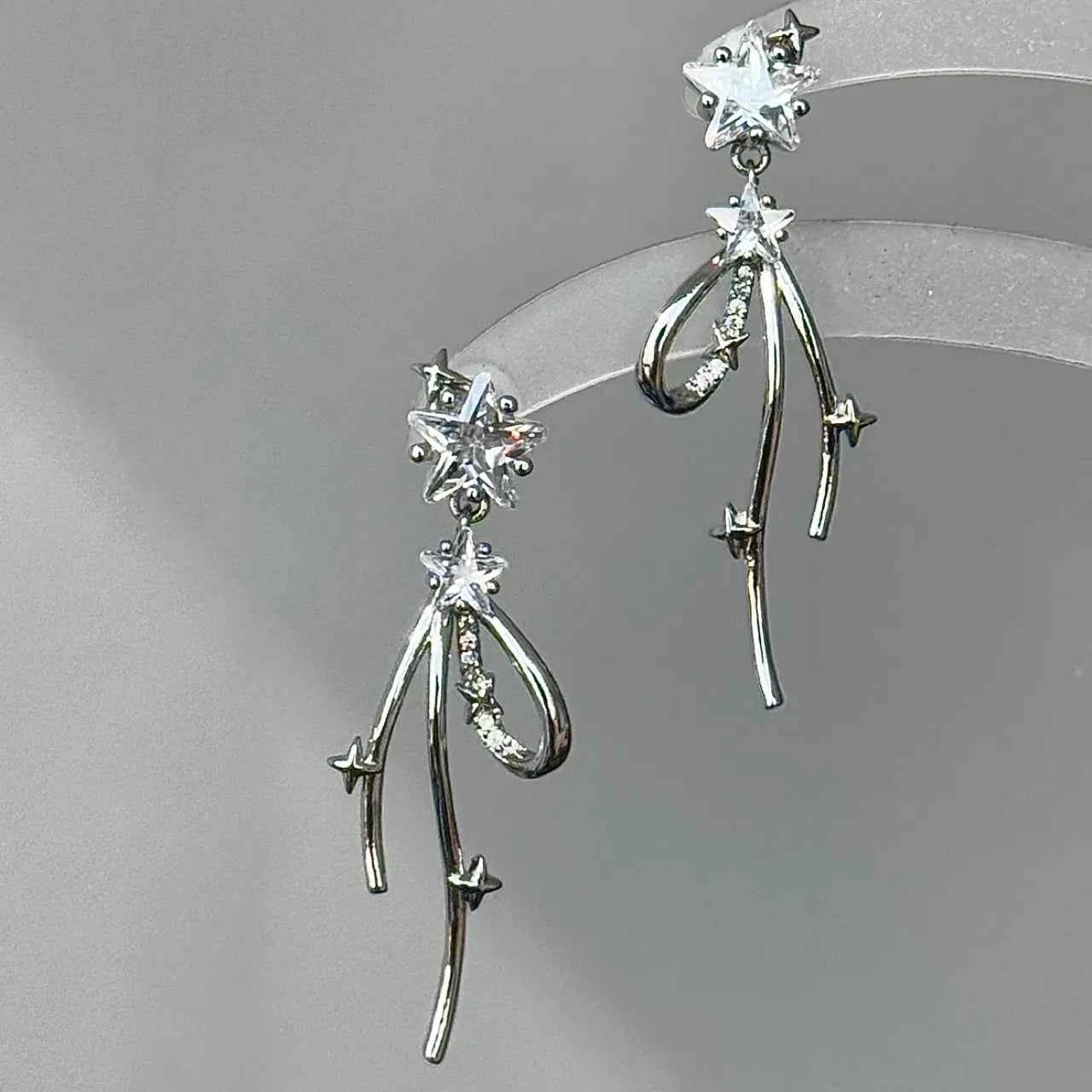 「Starlight Dream Ribbon」925 Sterling Silver Ribbon Bow Earrings with Sparkling Gems - Elegant and Versatile