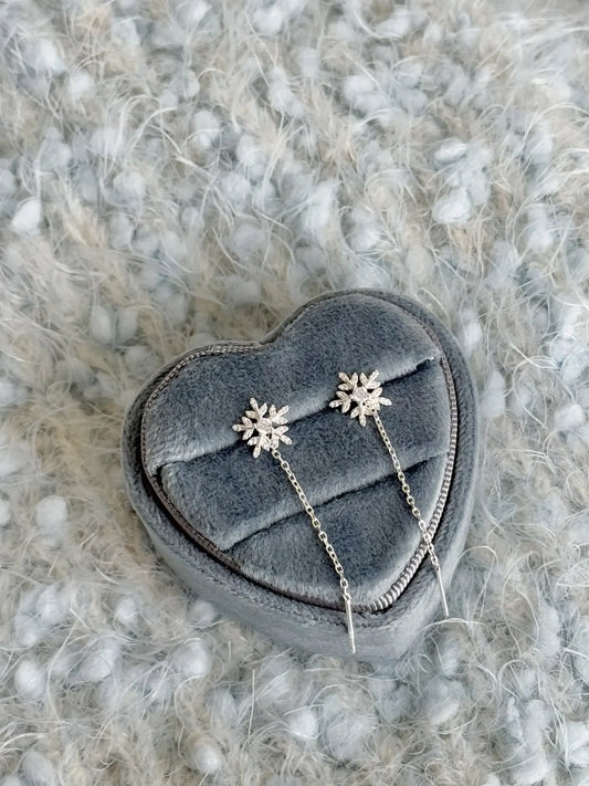 Pure Snowflake Sparkle 999 Pure Silver Earrings &#8211; Delicate, Versatile, and Hypoallergenic (4)