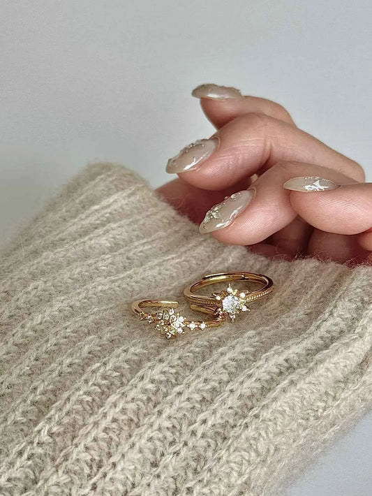 "Gilded Snowflake" 925 Sterling Silver Gold-Plated Ring with Artificial Gems - Dreamy, Luxurious, and Elegant (A Pair)