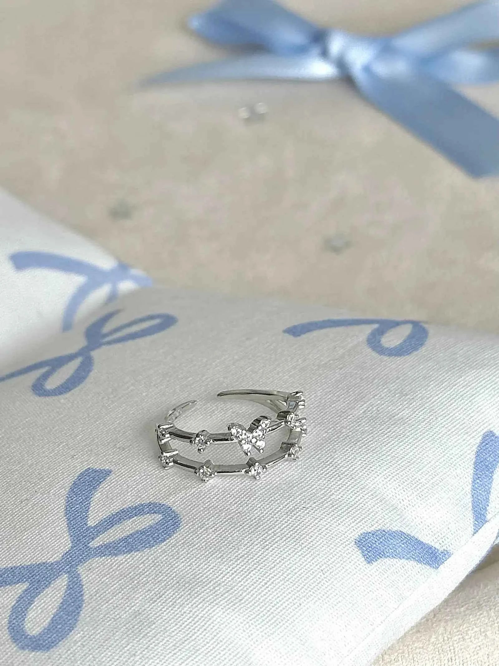 "Feather Veil" 925 Sterling Silver Double-Band Butterfly Ring with Artificial Gems - Delicate, Sparkling, and Luxe