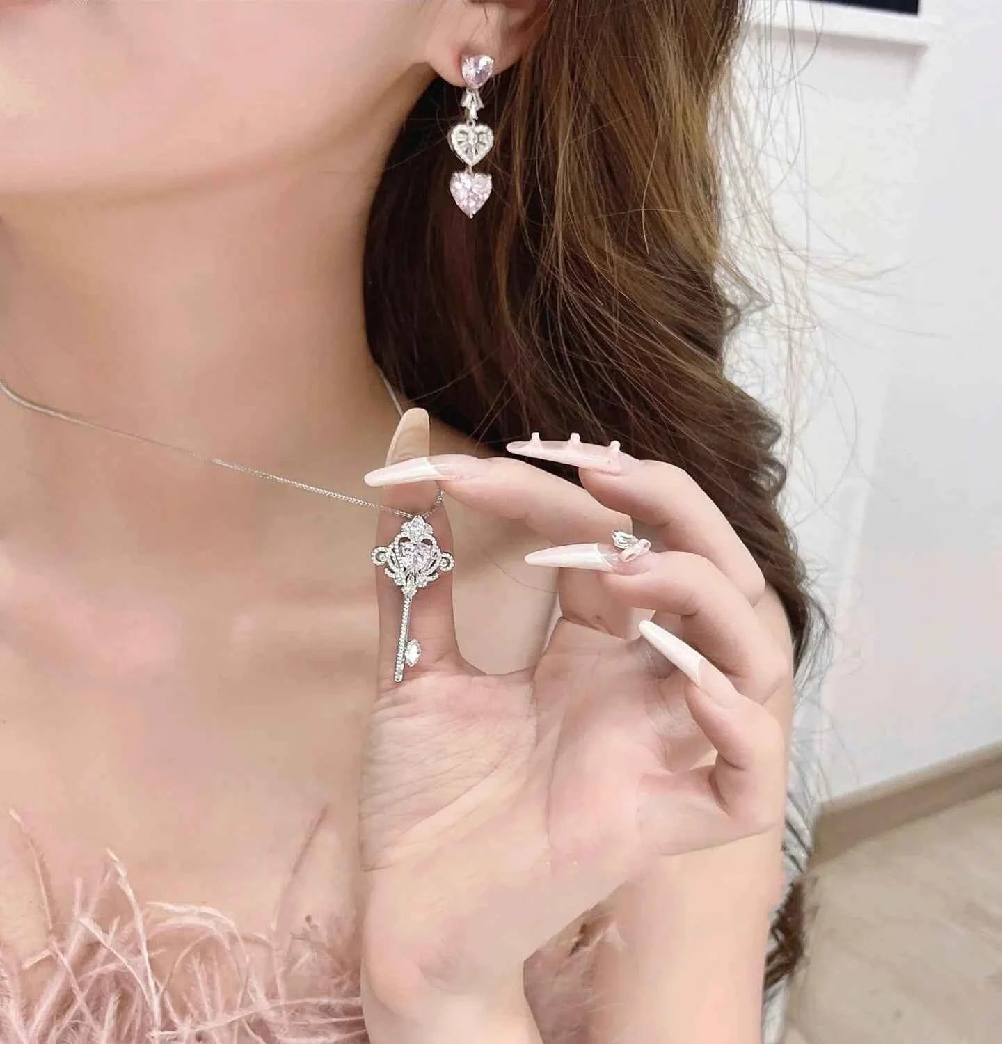 "Princess Key" 925 Sterling Silver Necklace with Pink Zircon - Sweet, Elegant, and Royal