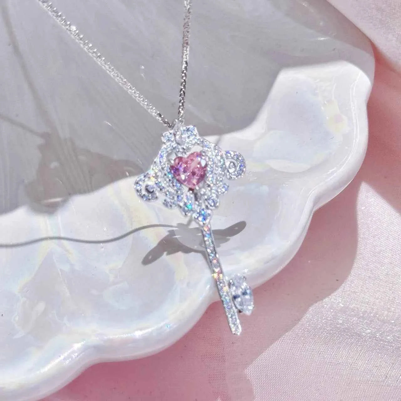 "Princess Key" 925 Sterling Silver Necklace with Pink Zircon - Sweet, Elegant, and Royal