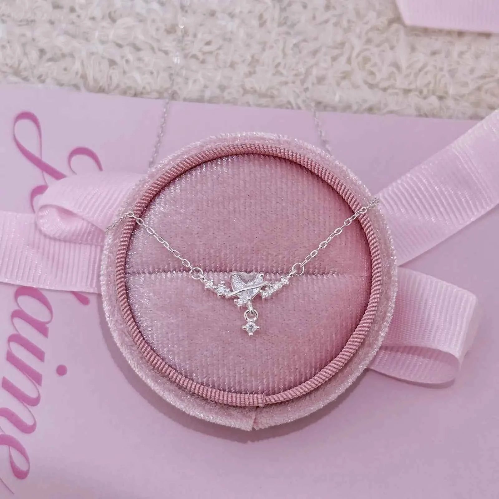 "Dreamy Star and Moon" 999 Pure Silver Necklace with 5A Zircon - Elegant, Sparkling, and Unique