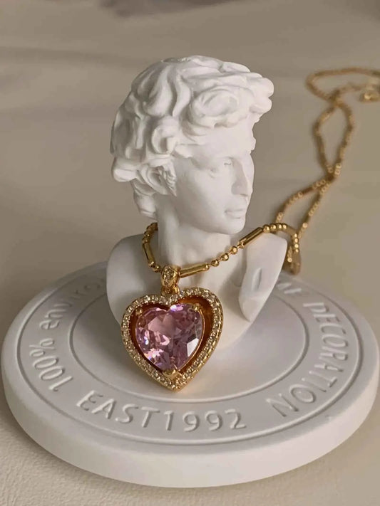 "Dreamy Heart Sparkle" 18K Gold Necklace with Zircon - Vintage, Romantic, and Luxurious