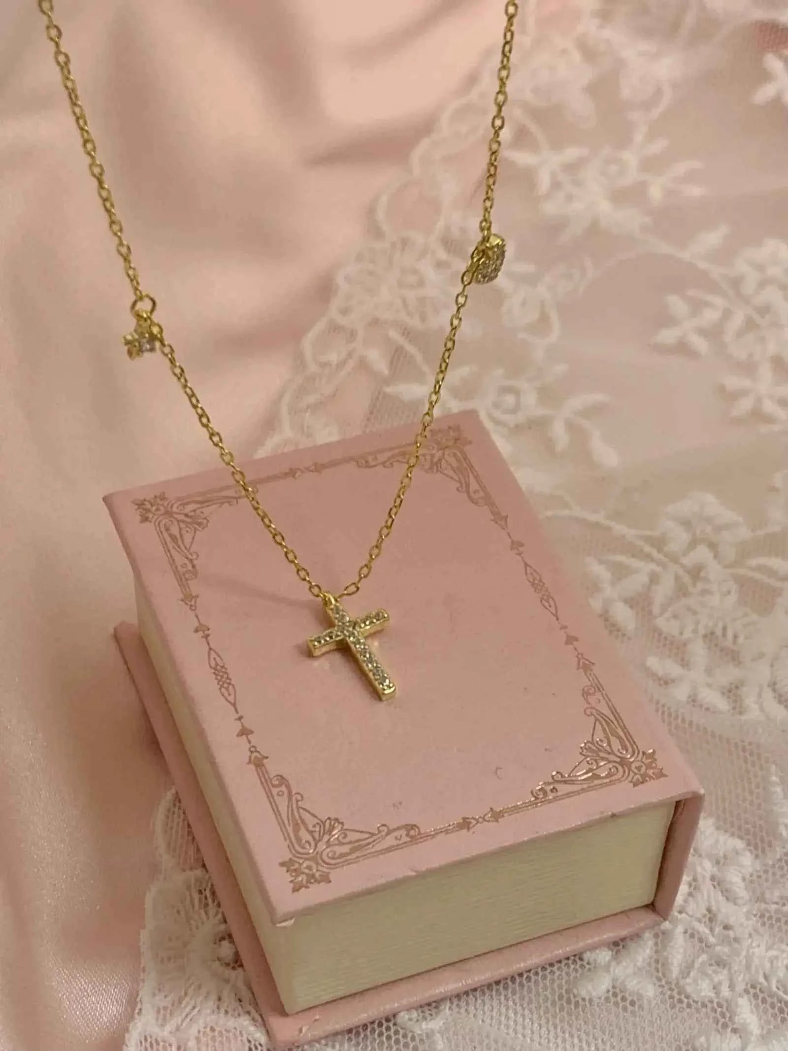 "Sparkling Faith" 925 Sterling Silver Mini Cross Heart Necklace - Elegant, Delicate, and Timeless