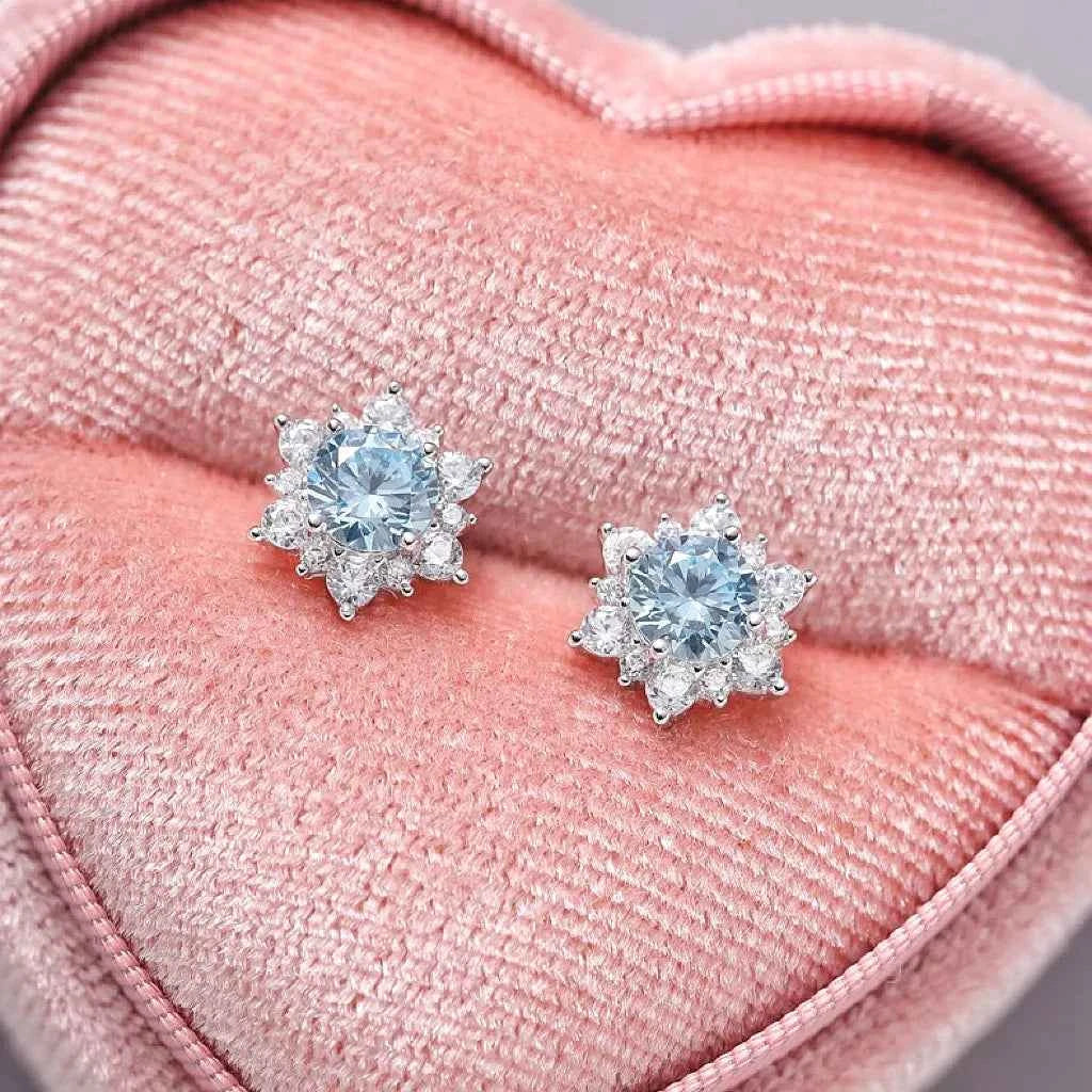 "Sparkling Snowflake" 925 Sterling Silver Stud Earrings - Dazzling and Elegant