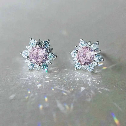 "Sparkling Snowflake" 925 Sterling Silver Stud Earrings - Dazzling and Elegant