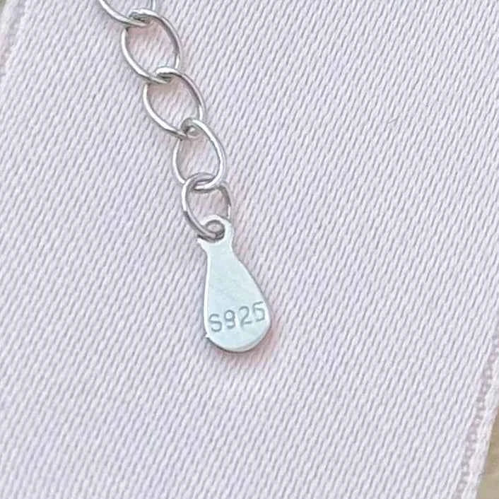 "Spinning Snowflake" 925 Sterling Silver Necklace - Unique and Hypoallergenic