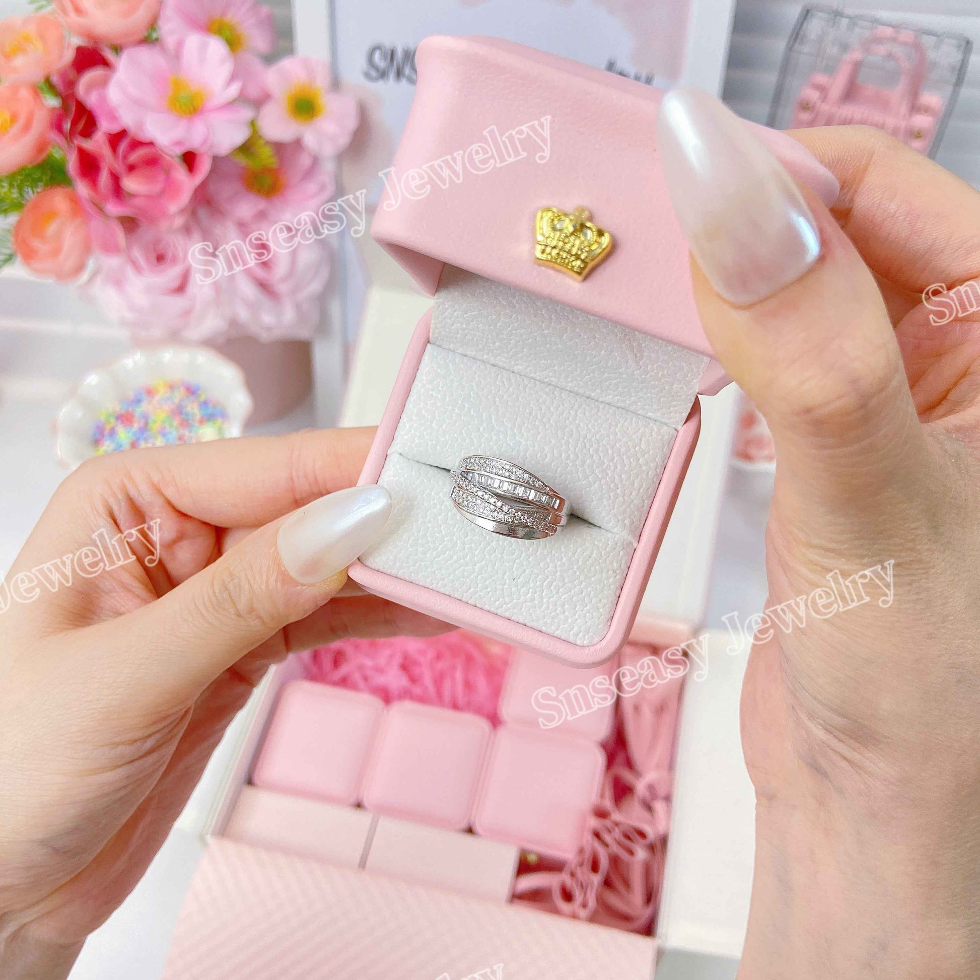 SNSEASY Surprise Jewelry Scoop