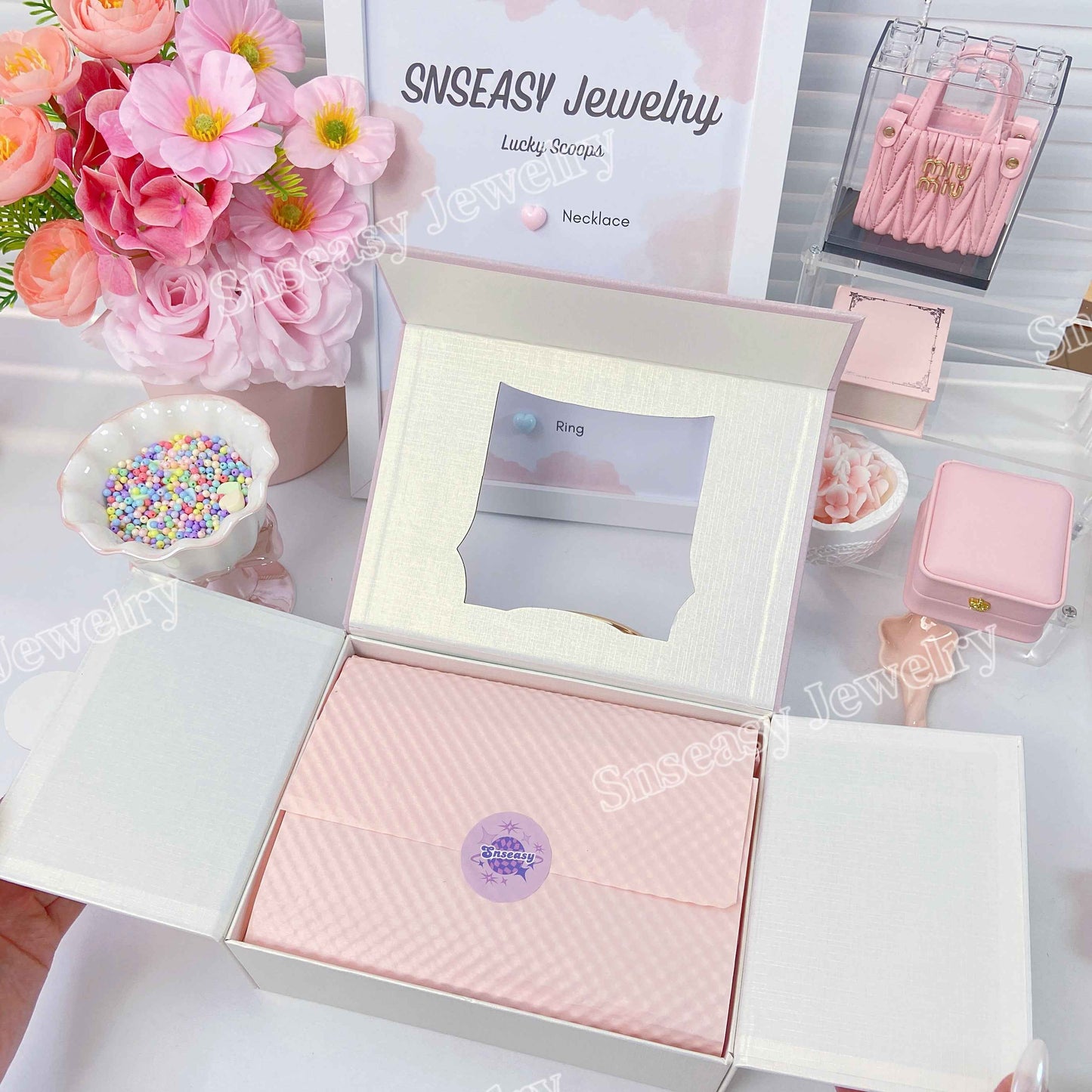 SNSEASY Surprise Jewelry Scoop