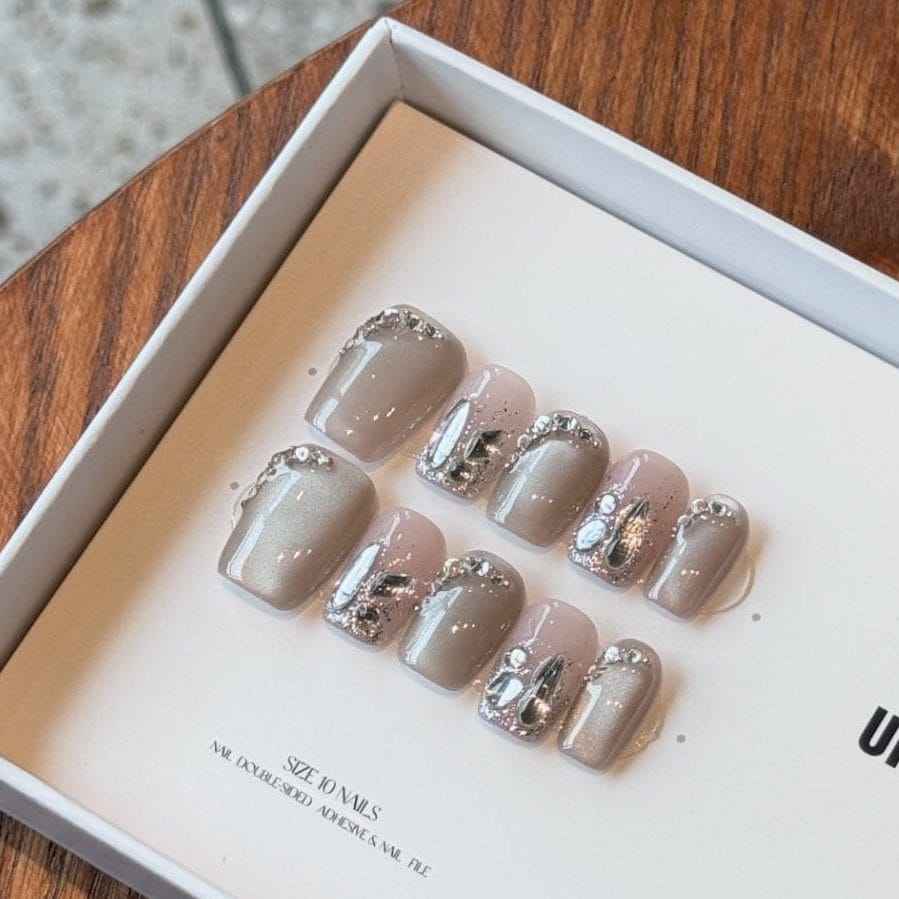 Frosty Moonlight Nail Art - Medium Square 18mm | Short Square 15mm - SNSEASY