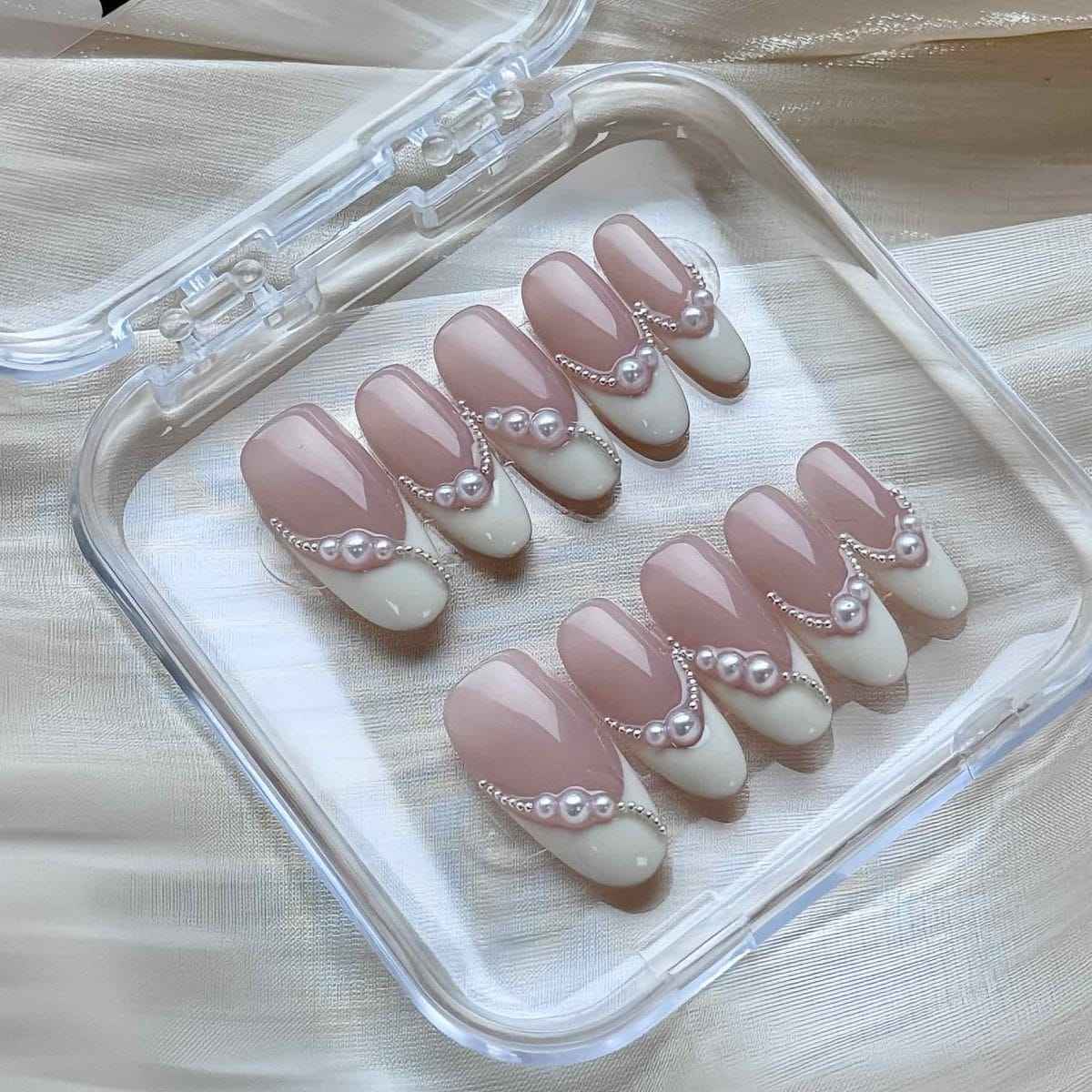 Hepburn Gala Nail Art - Medium Square 18mm | Medium Oval 23mm - SNSEASY