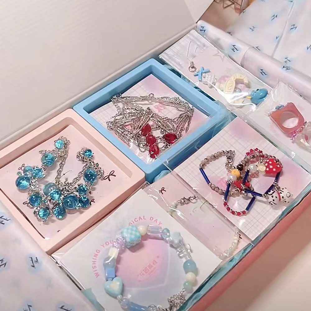 Handcrafted Adorable Girly Beaded Bracelet | Perfect for Friends | Trendy on Instagram - SNSEASY