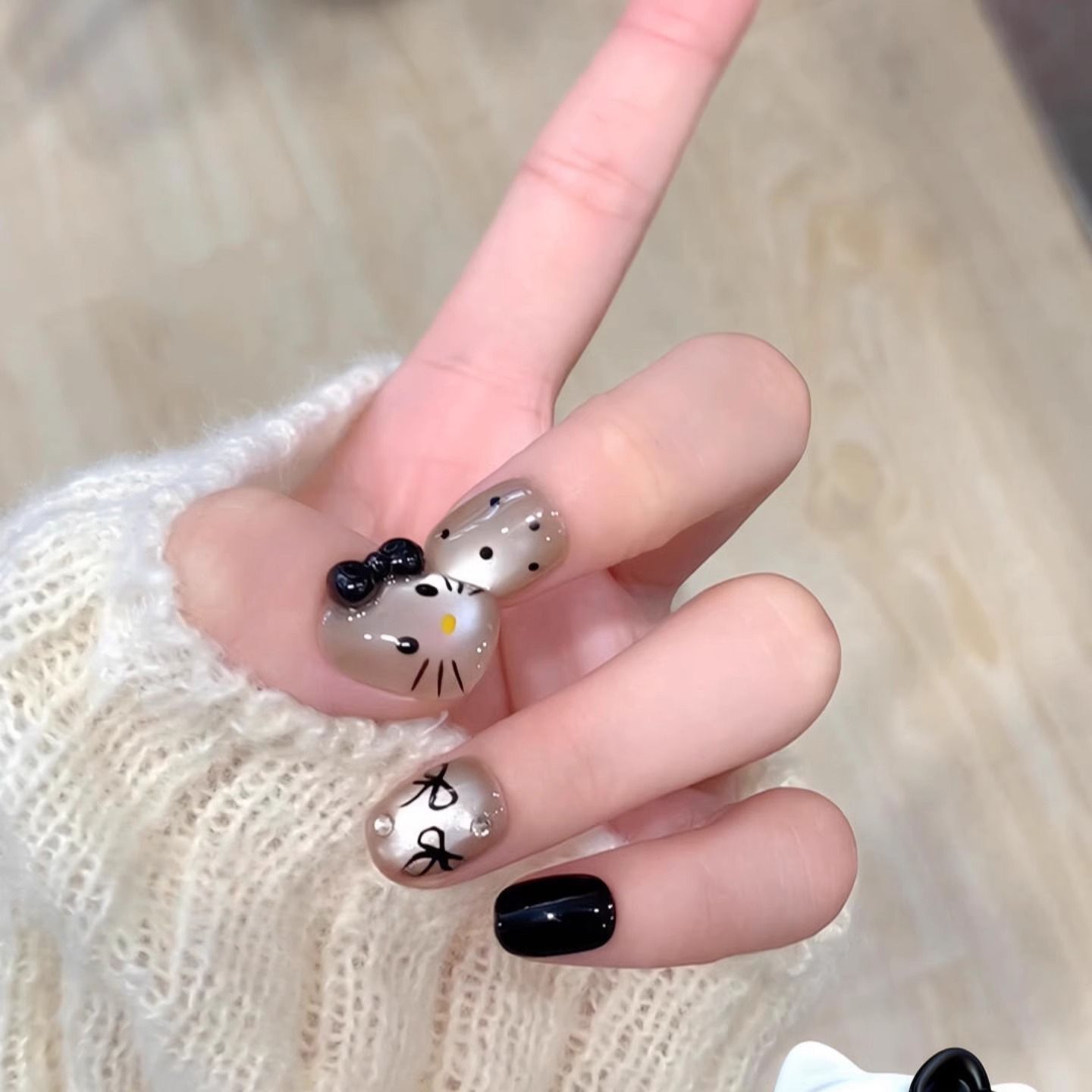Black Kitty Hello Kitty Nail Art - Baby Square 14mm