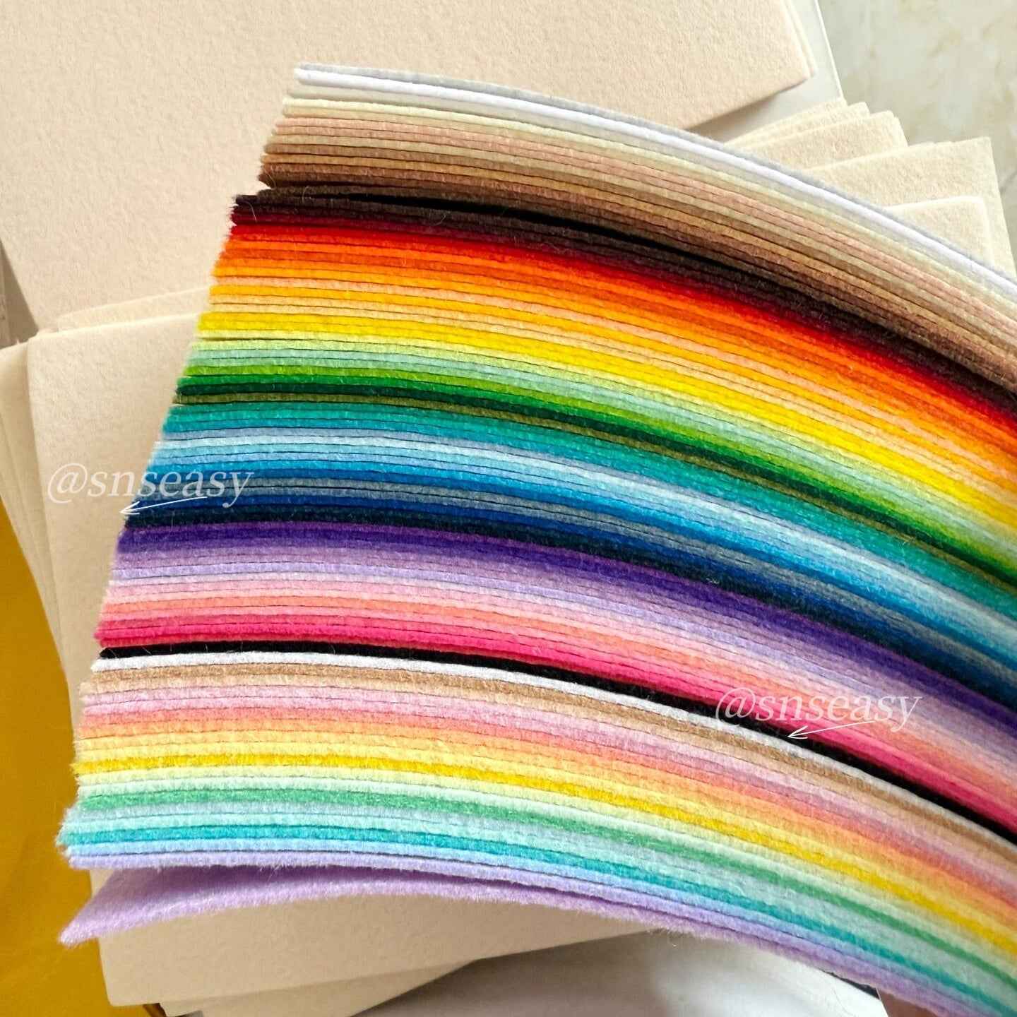 88 Colors Felt Fabric DIY Kit – Soft 1.1mm & Thick 1.5mm Sheets for Crafts, Plushies & Albums (Copy)