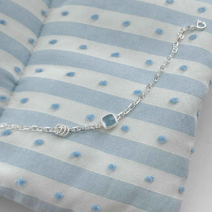 "Aqua Cube Piggy" 925 Sterling Silver Aquamarine & Pig-Nose Chain Bracelet – Minimalist Ocean Chic (Copy)