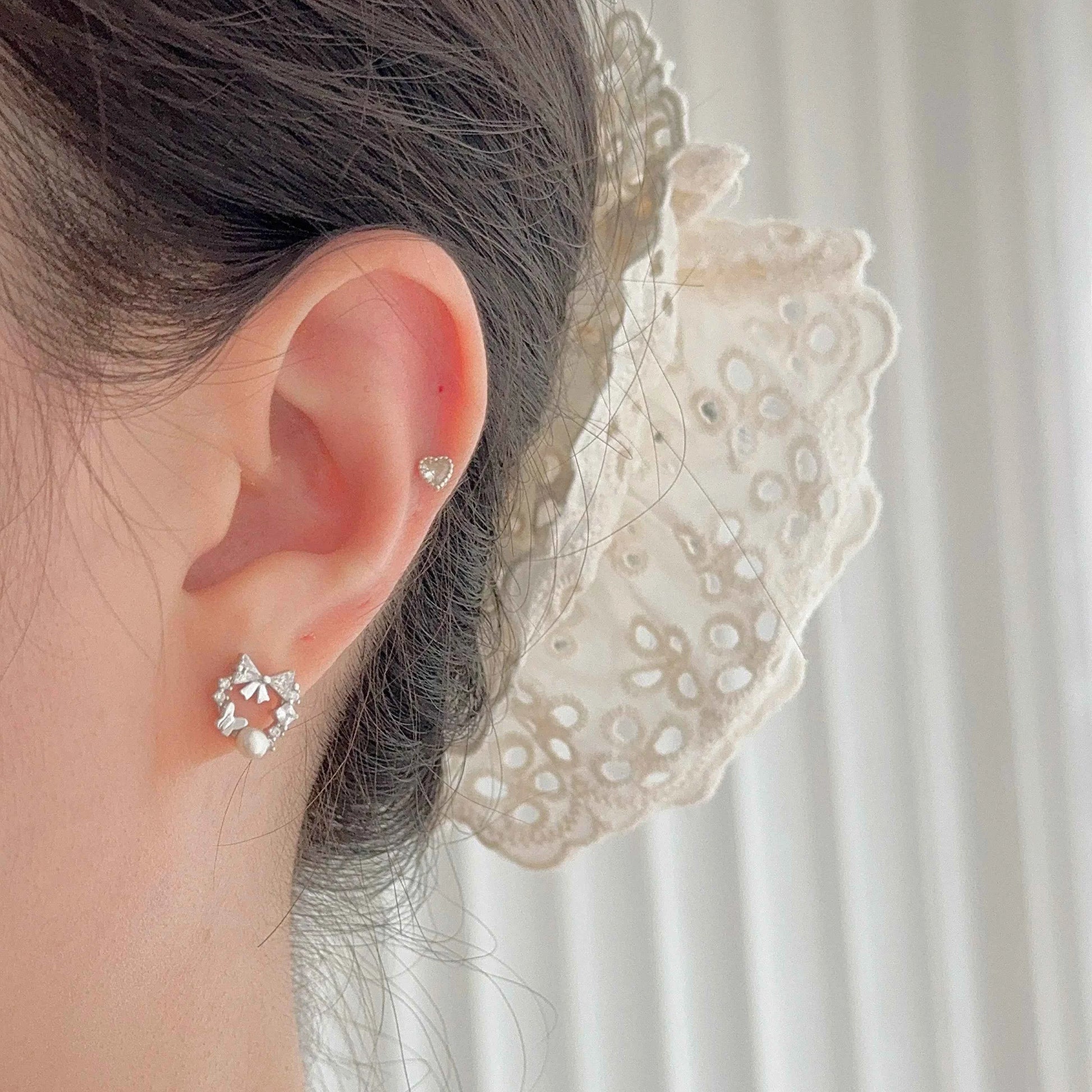 "Butterfly Dream" 925 Sterling Silver Butterfly Garland Freshwater Pearl Stud Earrings - Elegant and Unique (Copy)