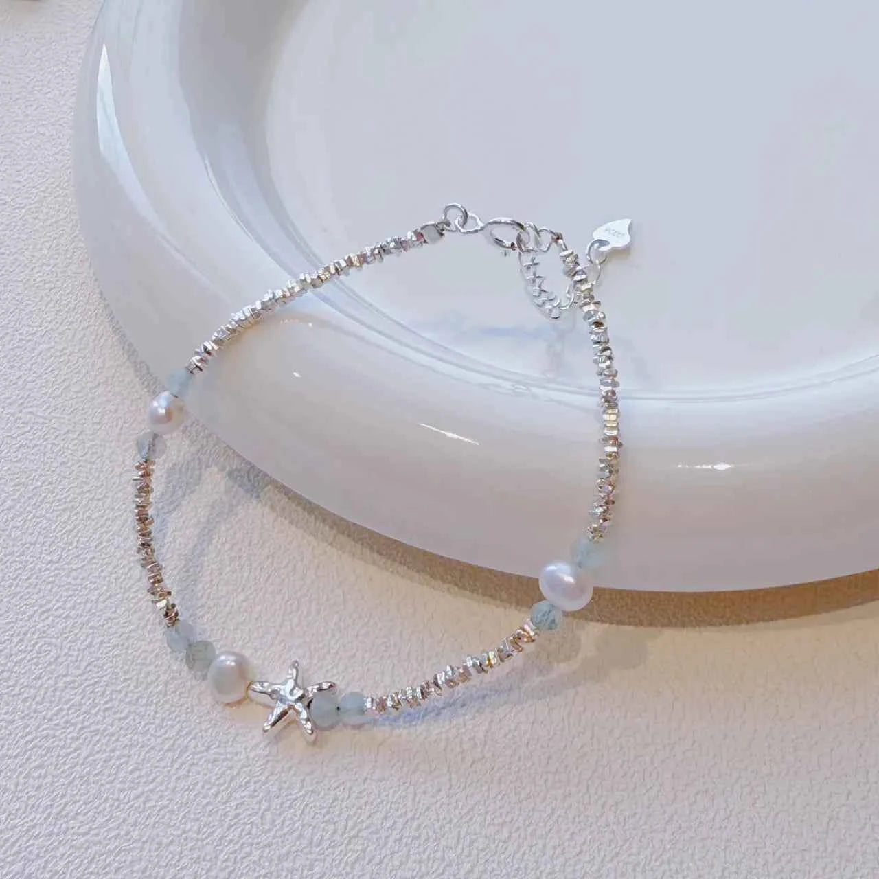 "Coastal Diary" 925 Sterling Silver Starfish and Natural Pearl Bracelet - Elegant and Youthful