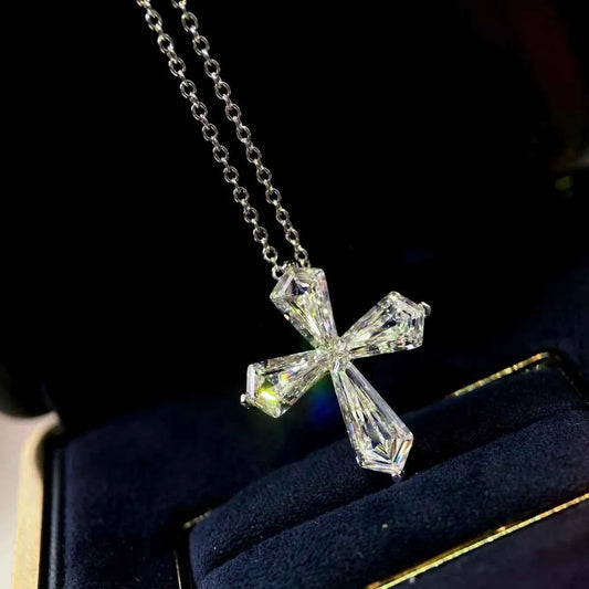 "Edgeless Cross" 925 Sterling Silver Necklace – Seamless Sparkle & Minimalist Faith (Copy)