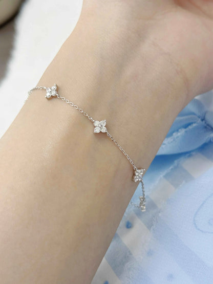 "Four-Leaf Clover Tale" 925 Sterling Silver Charm Bracelet with Zircon – Luck in Every Link (Copy)
