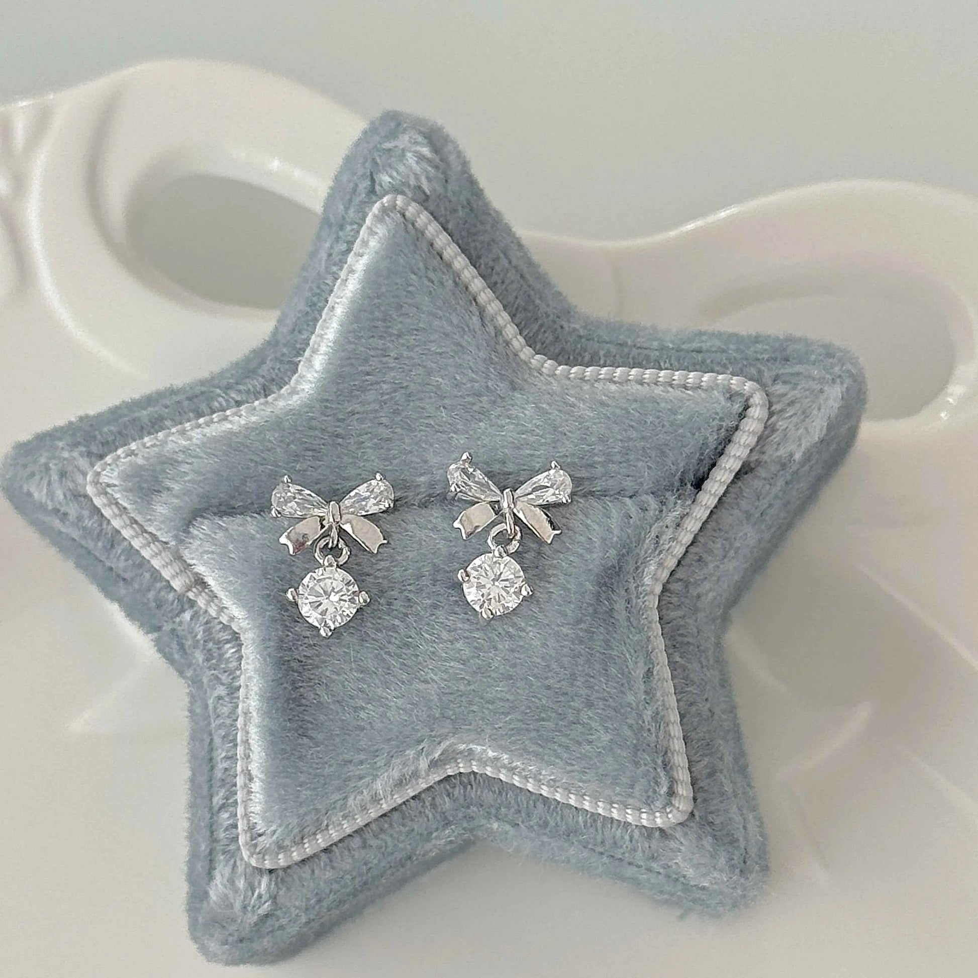 "Hepburn Bow" 999 Pure Silver Bow Stud Earrings - Chic and Versatile (Copy)