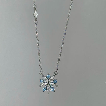 "Ice Blossom" Ice Blue Snowflake Necklace – Unique Design for Your Bestie
