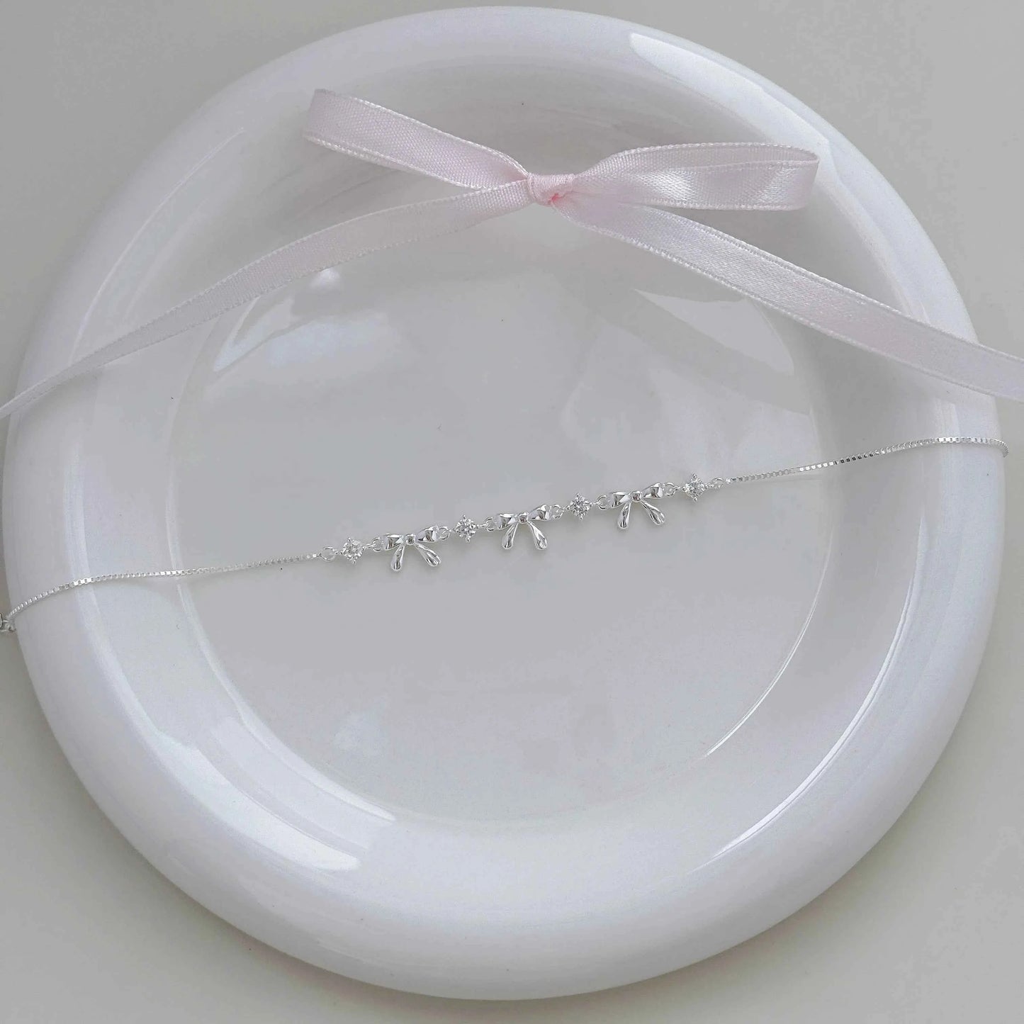 "Korean Bow" 925 Sterling Silver Bow Bracelet with Zircon – Sweet & Shimmering (Copy)