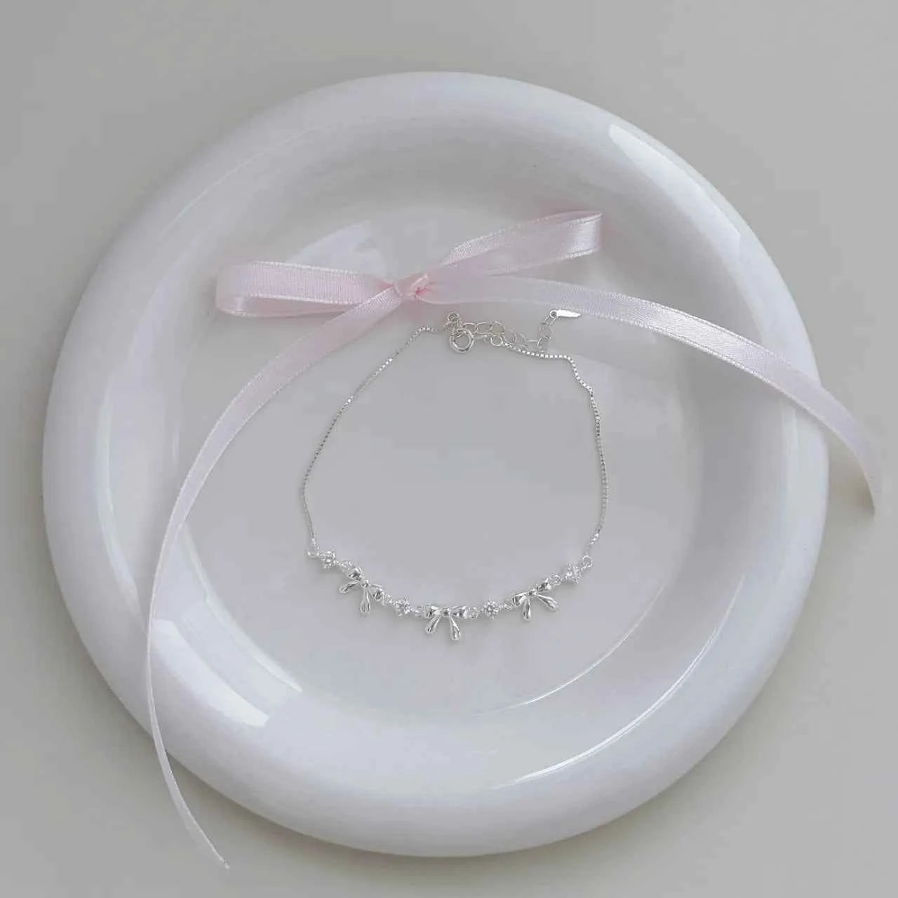 "Korean Bow" 925 Sterling Silver Bow Bracelet with Zircon – Sweet & Shimmering (Copy)