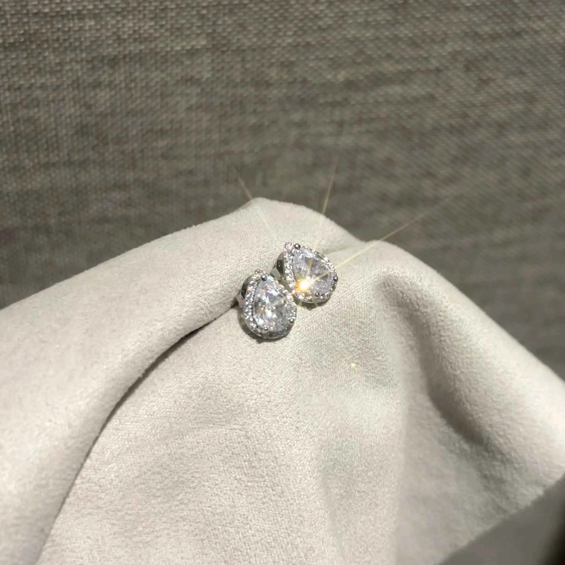 "Mermaid’s Tear" White Diamond Stud Earrings – S925 Sterling Silver Posts with 5A Cubic Zirconia (Copy)