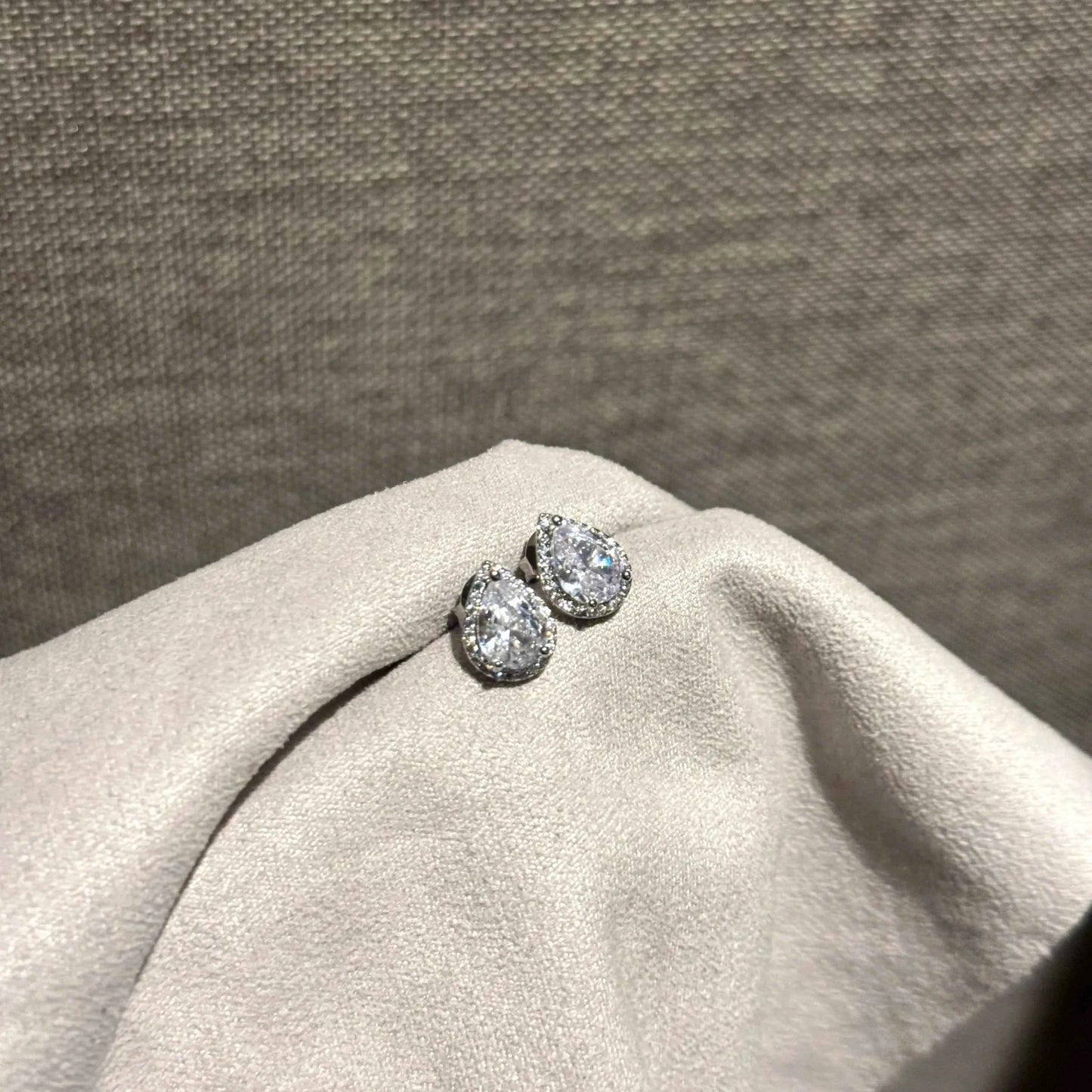 "Mermaid’s Tear" White Diamond Stud Earrings – S925 Sterling Silver Posts with 5A Cubic Zirconia (Copy)