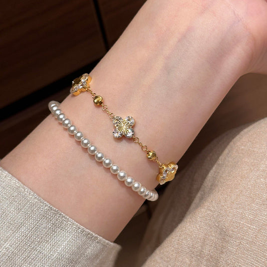 Vintage Clover Charm Bracelet